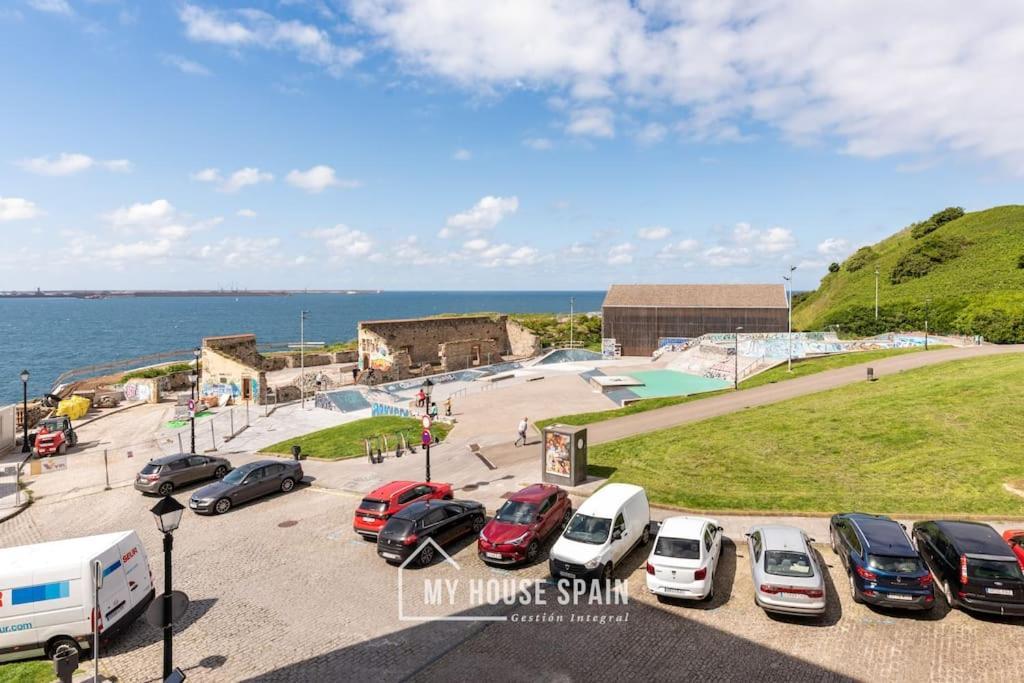 Myhousespain - Piso En Cimadevilla Junto Al Mar ヒホン エクステリア 写真