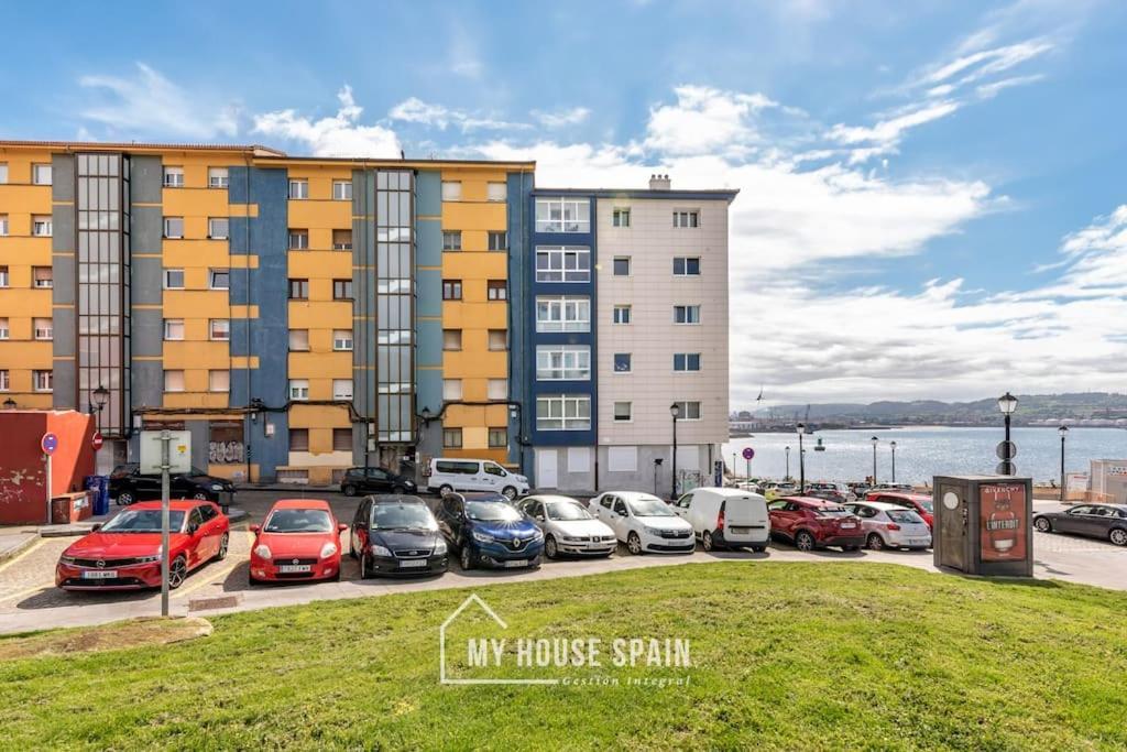 Myhousespain - Piso En Cimadevilla Junto Al Mar ヒホン エクステリア 写真